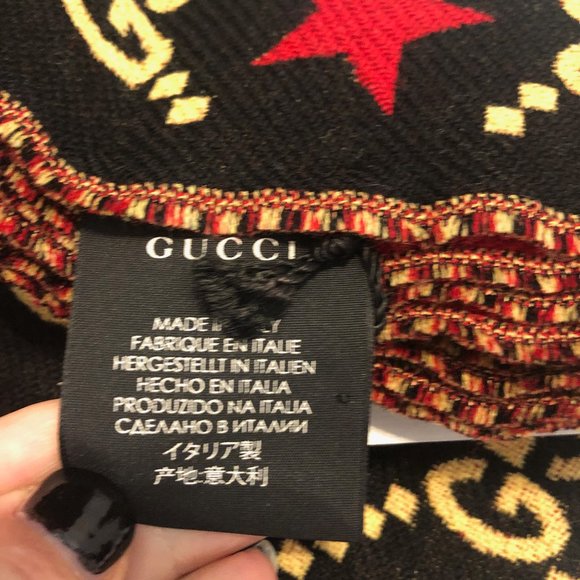Gucci GG Stars Scarf in Black and Red NEW WITH TAGS - Picture 11 of 12